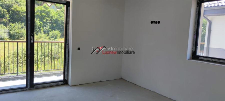 Duplex semifinisat 4 camere suprafata de 120 mp utili + 200 mp teren liber. - 5