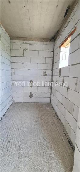 Casa P+E, Zimand Cuz, la rosu /finisata 97.000Eur - 8