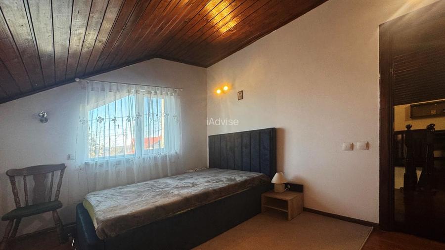 CASA SPATIOASA CU 5 CAMERE IN SANPETRU - 12