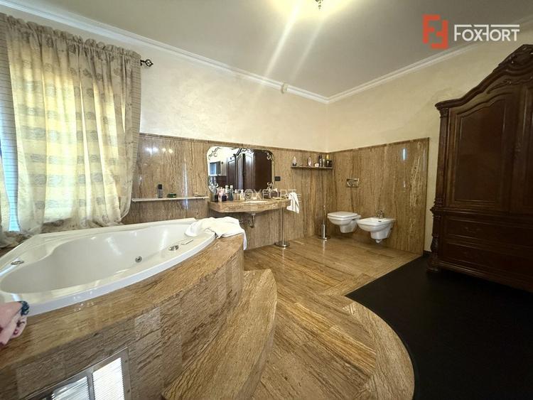 COMISION 0% Casa individuala exclusivista cu 7 camere si piscina in Dumbravita - 4