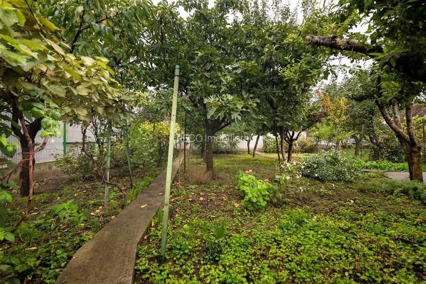 RECO, Casa cu dublu front, iesire la 2 strazi, Zona Iosia,  singur in curte, ter - 16