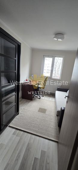 Apartament de inchiriat, cu 4 camere, zona Dacia - 14