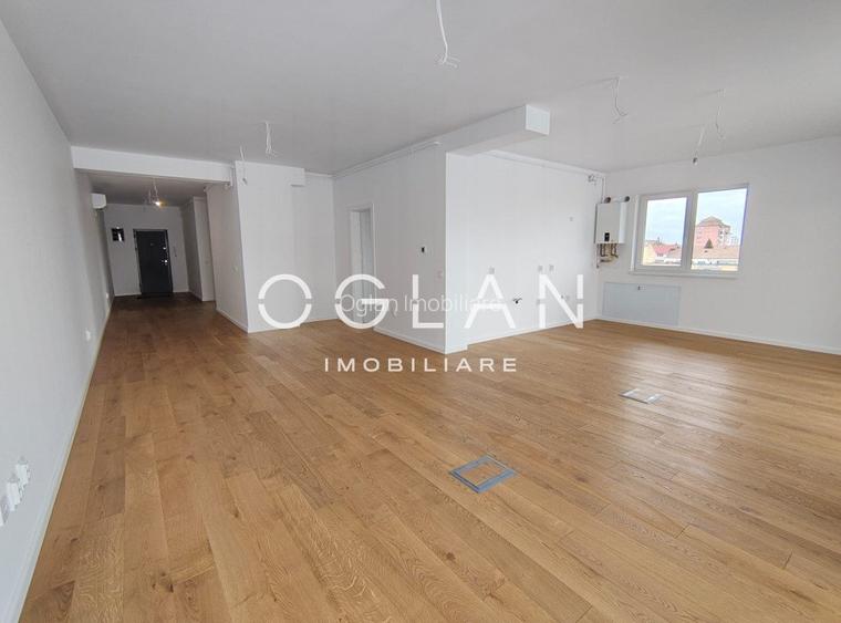 Penthouse 4 cam, terasa 78 mp, La Cheie, D. Stanca - 3