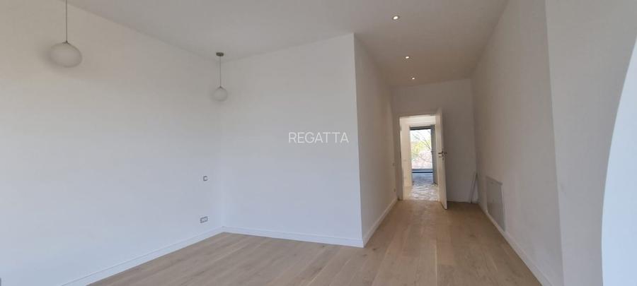 Vila Lux cu vedere la LAGUNA ALBASTRA - 38