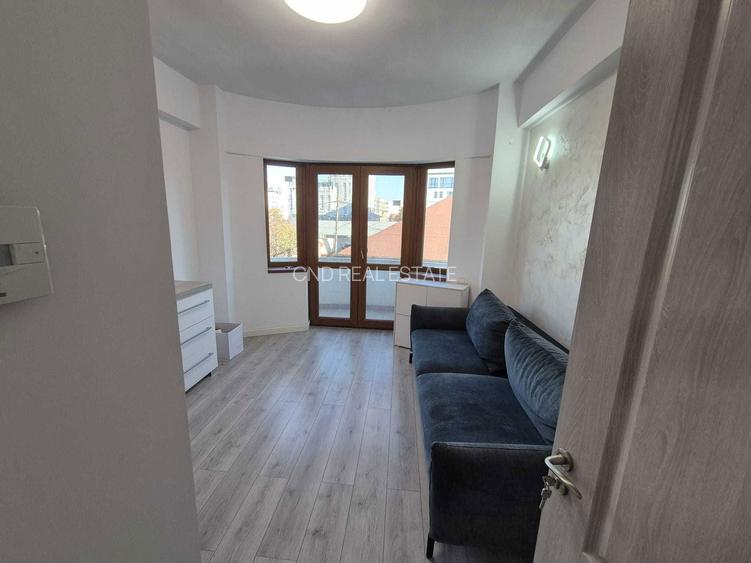 Inchiriere Apartament 3 camere  Bd. Uverturii  parcare - Bloc 2024 - 3