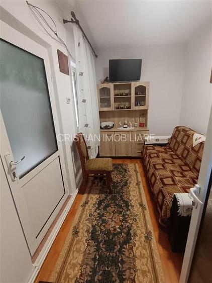 Casa Chercea, doua corpuri cladire, 3 camere, suprafata 256 mp - 3
