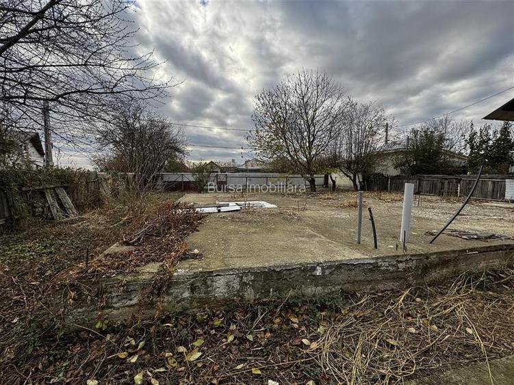 CASUTA MODESTA CAMPINEANCA - 5