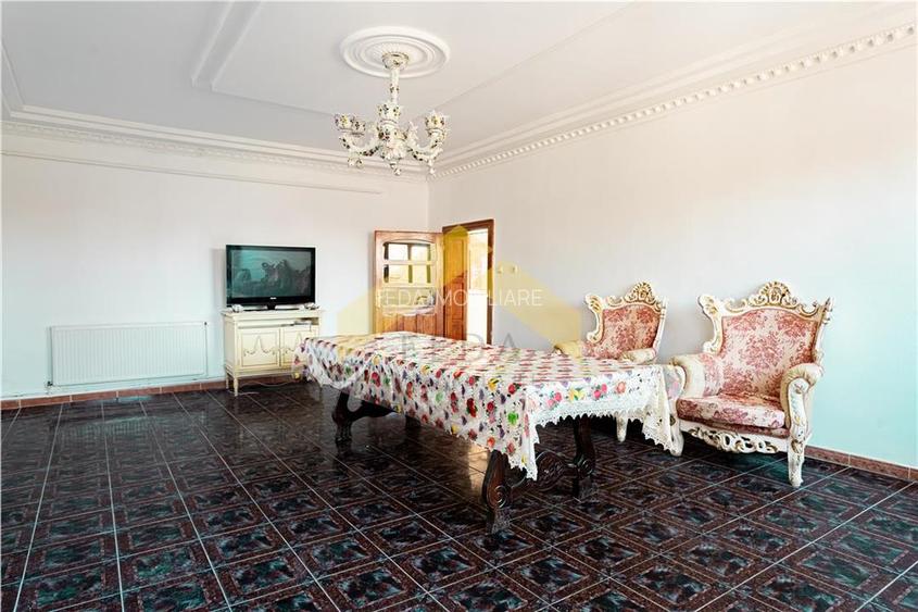 Casa in zona Parneava 5 camere de vanzare - 22