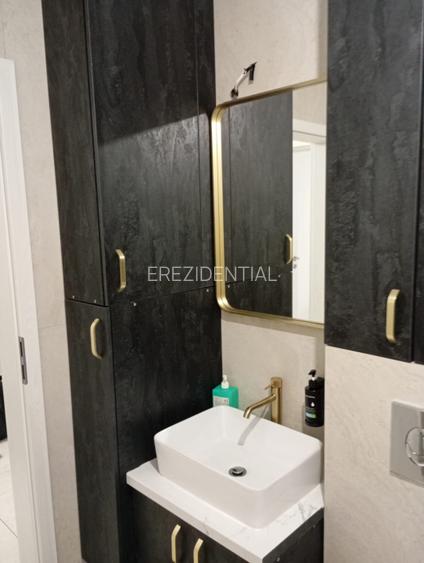 Garsoniera Central cu Parcare proprietate - 6