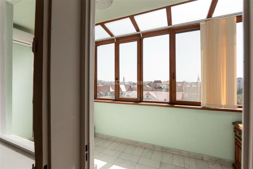 RECO apartament cu 3 camere in zona ultracentrala - 9