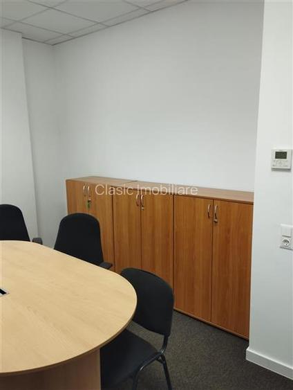 Inchiriere spatiu birouri, 212 mp, 12 locuri de parcare proprii, zona Calea Turz - 22