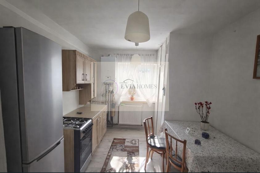 3 camere decomandate / 2 bai/ Zona Profi Zorilor - 3