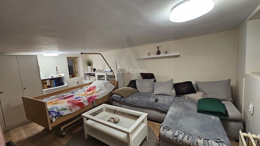 Casa 5 camere 3 bai garaj inchis si teren 700 mp utili in Lazaret - 4