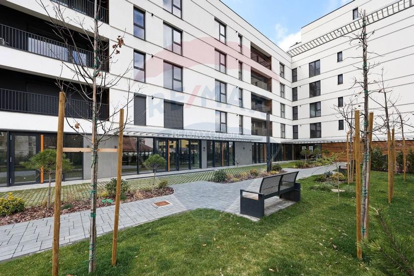 Spațiu comercial de închiriat, cu terasa, Cosmopolit! - 3