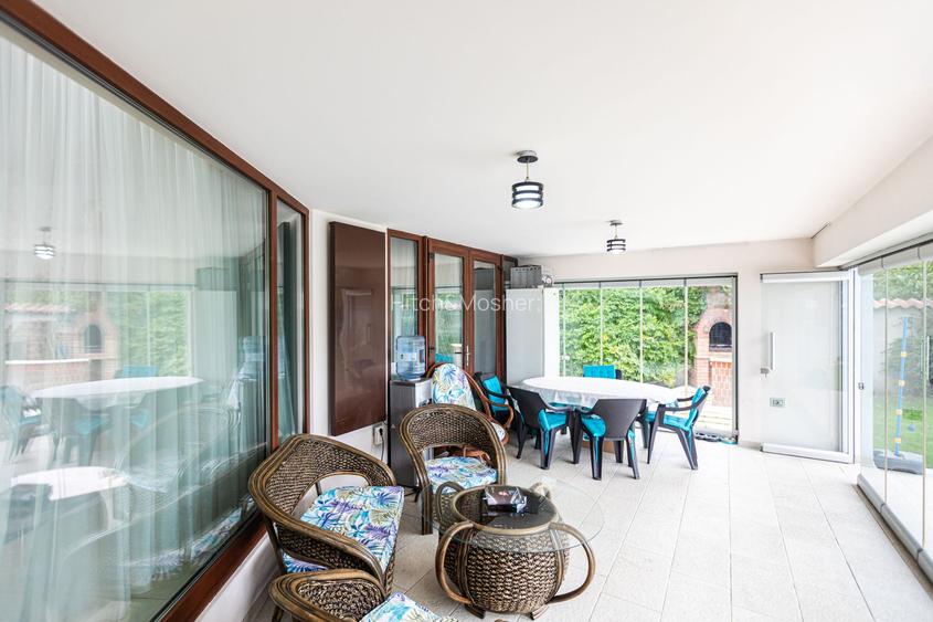 In dulcele stil mediteranean - casa de lux cu accente contemporane - 33