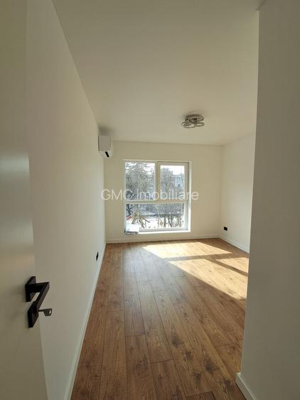 Prima inchiriere 3 camere+ parcare subterana , bloc nou S31 - 25