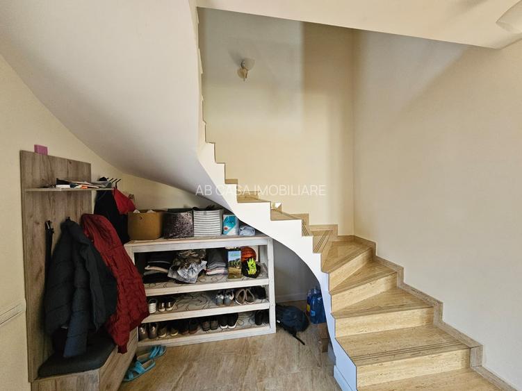 Casă înșiruită nouă, P+E, 2 locuri de parcare, în Giarmata (TM), comision 0 - 11