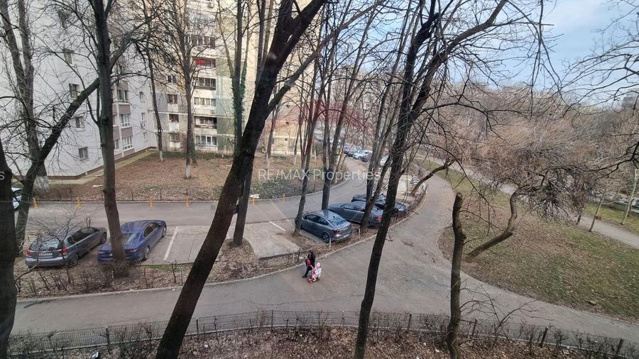 Apartament 2 camere de vanzare, Bulevardul Timisoara sector 6 - 6
