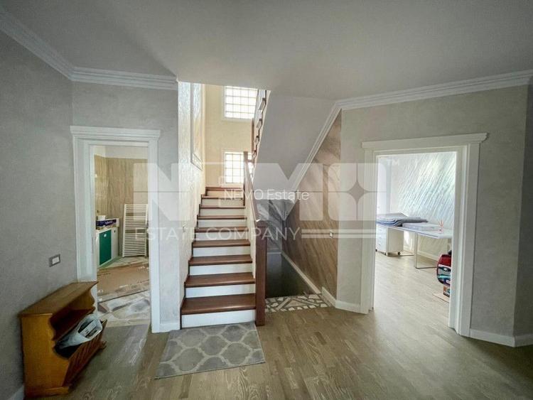 VILĂ SPAȚIOASĂ 360 MP | 8 camere - 24