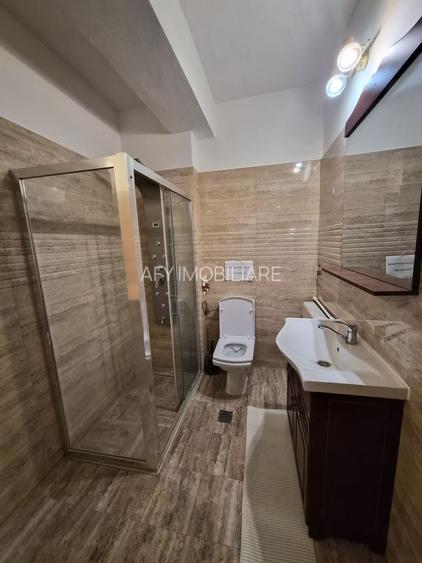 De vânzare Vilă individuala 11 camere curte proprie Parcul Carol - 18