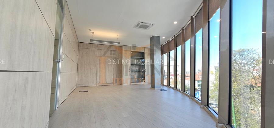 Kronstadt Plaza, spațiu de birouri ultramodern, ideal companiilor reprezentative - 8