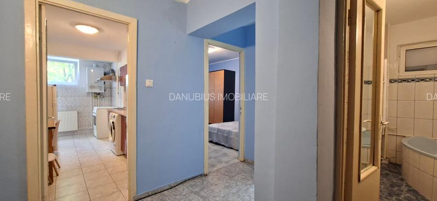 Apartament cu 2 camere in Micro 18 la etajul 1 - 2