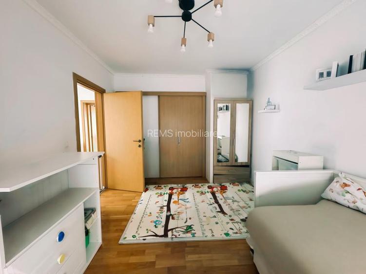 Casa in sistem cuplat, finisata modern, Buna Ziua - 9