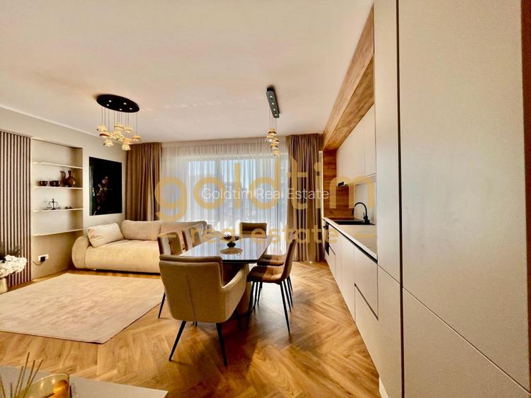 DESIGN UNIC/SUPERB/ZONA LINISTITA/LUX/1 LOC PARCARE - 6