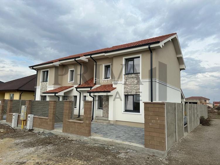 Duplex despărțit prin camera tehnica în Mosnita Noua - 2