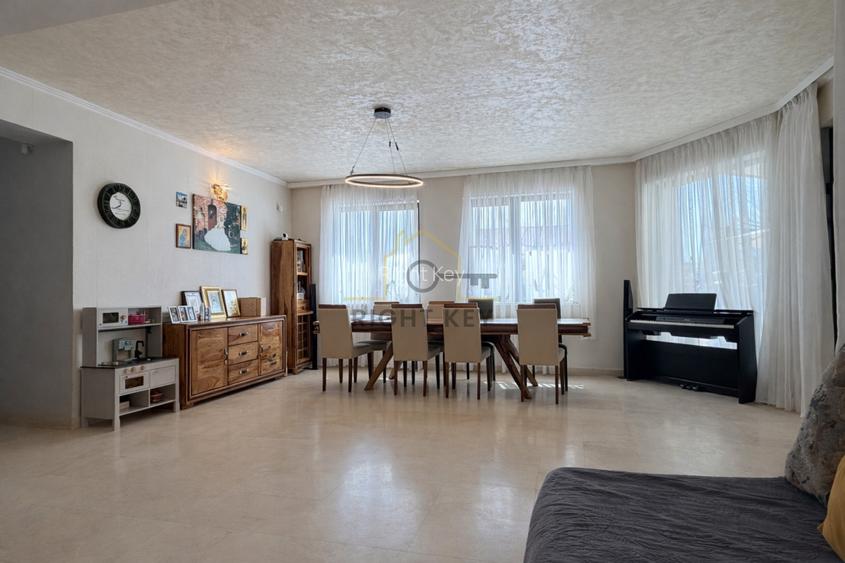 Oportunitate! Vilă P+1, piscină, pompă, panouri, mobilată și utilata! - 11