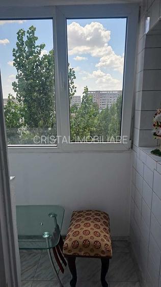 Vanzare garsoniera Titan- poarta Faur, bloc 1985 - 6