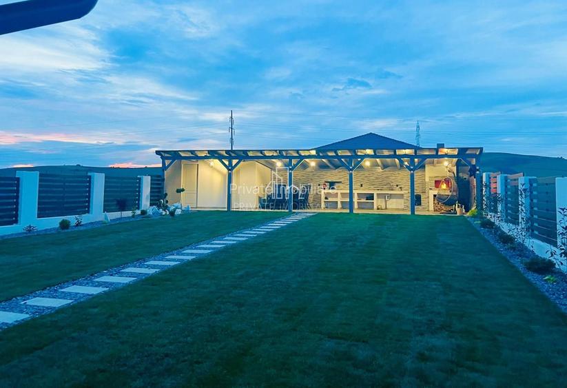 Casa/Vila Noua de Vanzare, mobilata/Utilata, Deosebita, Nazna - 9