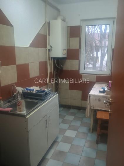 Vand apartament 2 camere Astra - 10