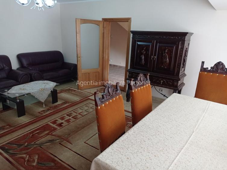 casa / vila Gavana 3  , mobilata / utilata , finisaje clasice ! - 25