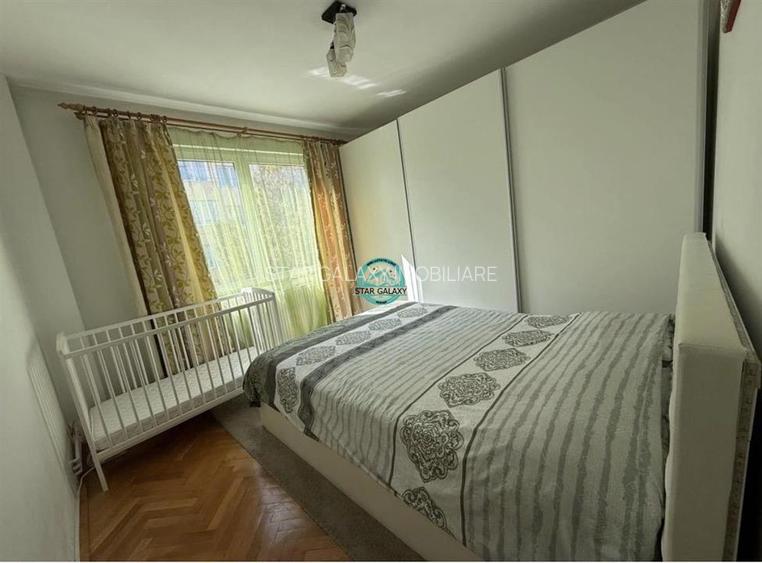 Apartament cu 2 camere, decomandat, etaj 1, in 7 Noiembrie - 4