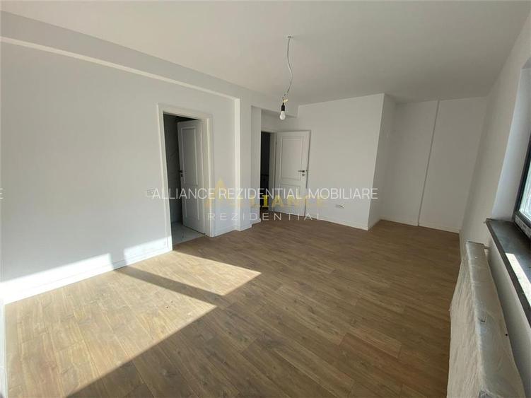 Casa Tip Duplex - 5 camere 4 bai - Mutare Imediata - - 10