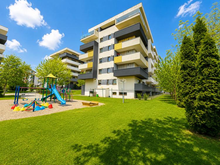 0% Comision ! Apartament 2 camere, expundere sudica, cart. Europa - 11