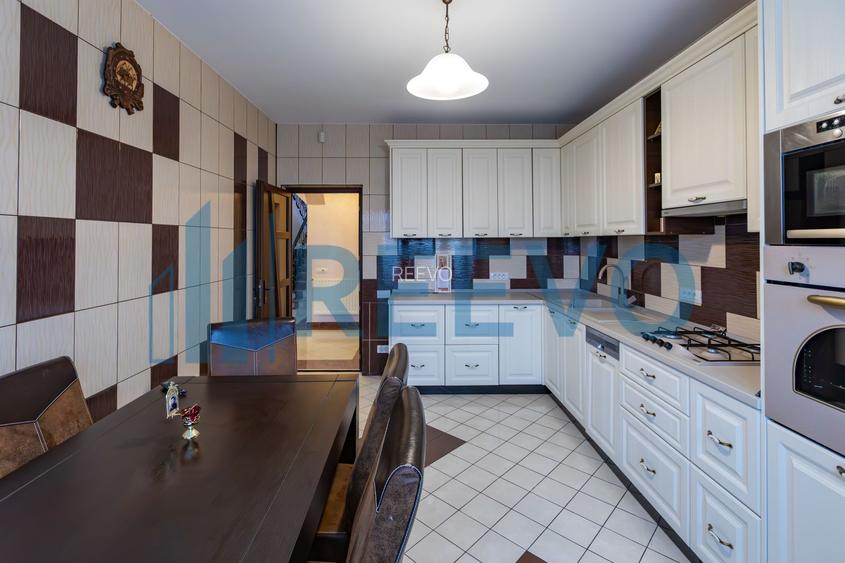 Casă/Vilă cu foișor | 1.000 mp teren | Măgura - 17