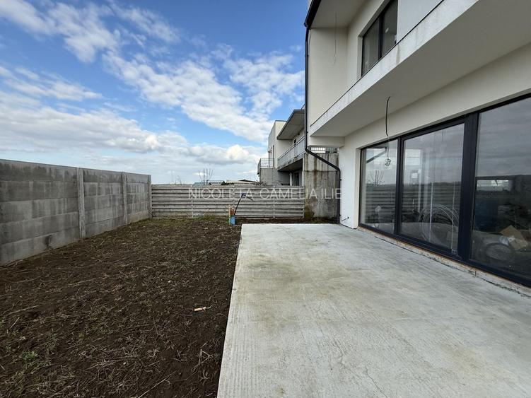 CASA| VILA INDIVIDUALA | LUX| COM 0% | 5 CAM| PROPRIETAR| NOU ! CURTE - 34