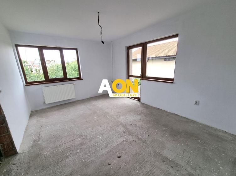 De vanzare casa 6 camere, S+P+M, 900mp teren, Cetate