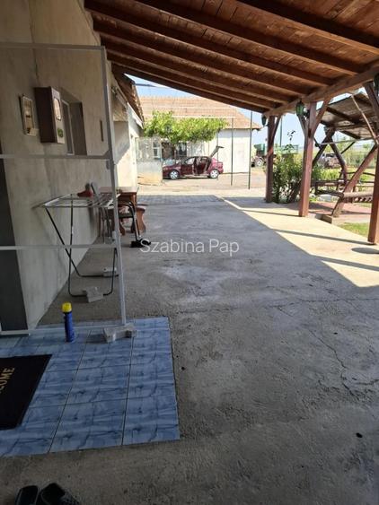 Se vinde casă + teren generos în comuna Acîș (aprox. 38 km de Satu Mare) - 5