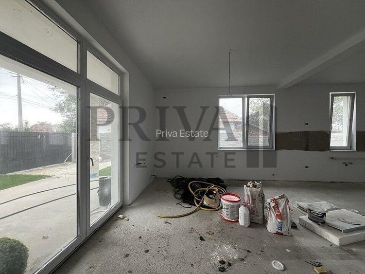 Duplex 1/2 modern pe parter cu 3 camere, Bucovăț - 10