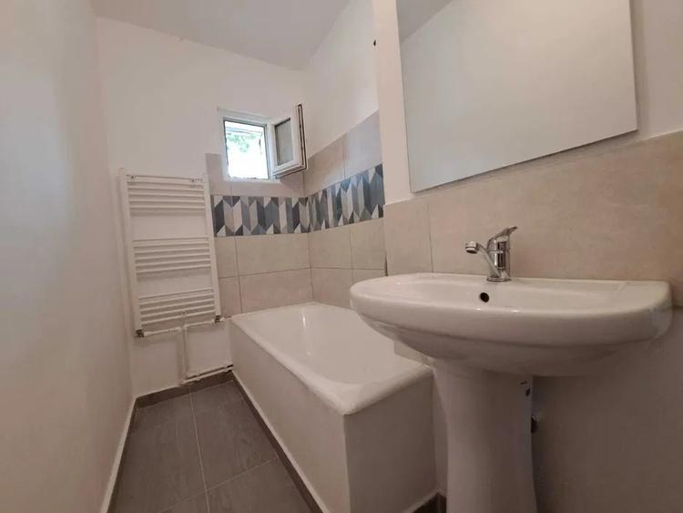 Apartament cu o camera decomandat, zona Frumoasa