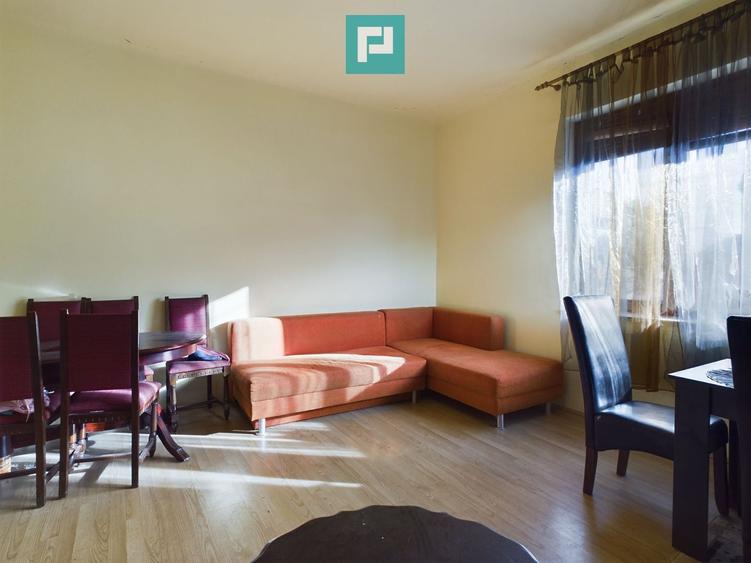 Casă cu teren în Pârneava
