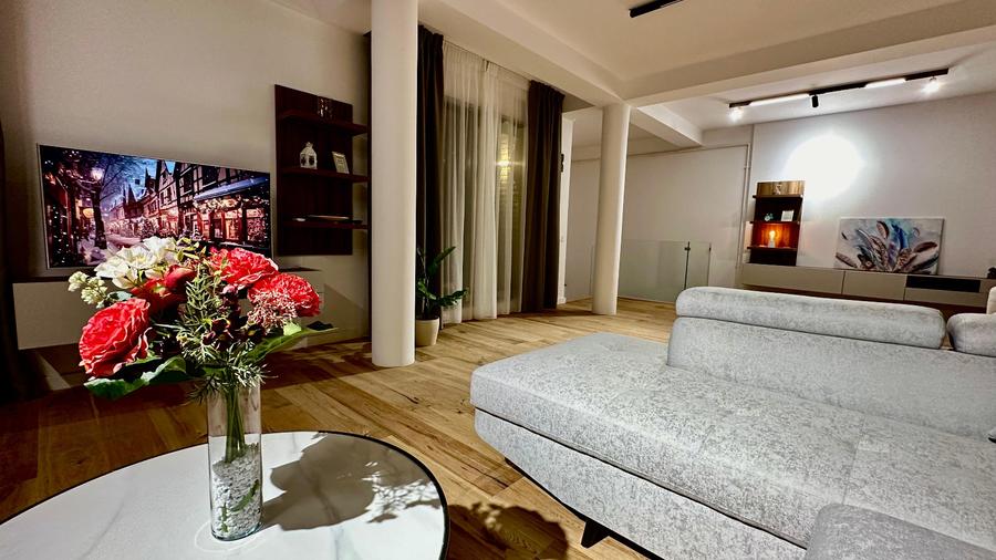 Inchiriere Penthouse 4 Camere Iancu Nicolae