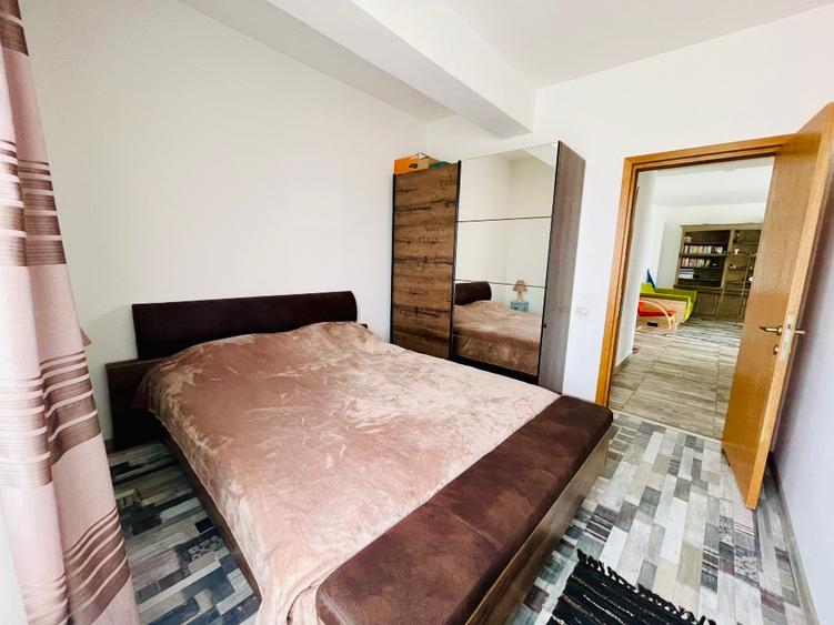 PROPRIETAR- Vând apartament cu 3 camere Gavana Platou (lângă pădure)