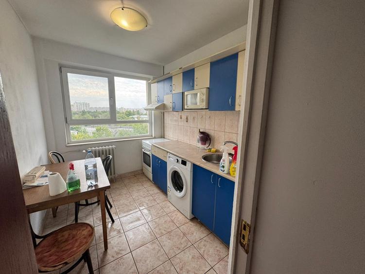 Apartament de 2 camere Mihai Bravu - Decebal - Piața Muncii (cu loc de parcare)