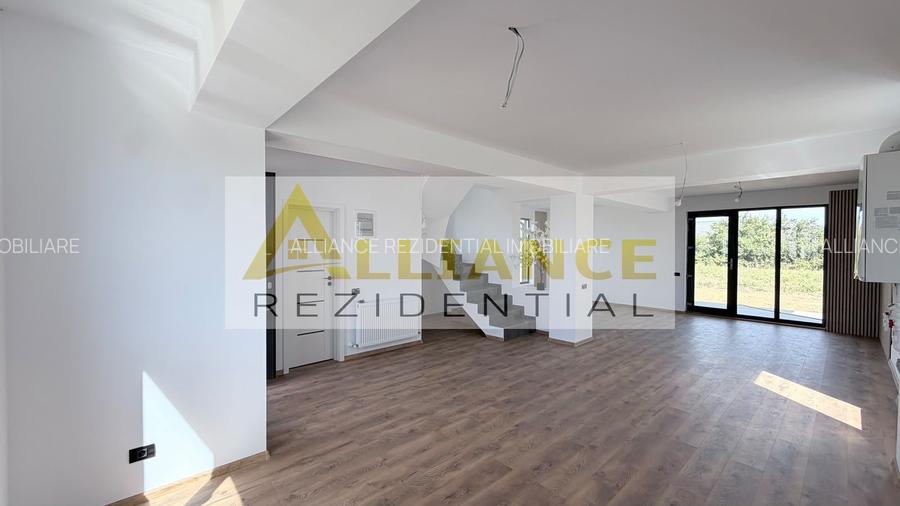 Casa Individuala - 4 camere - 2 bai - 425mp teren - 5