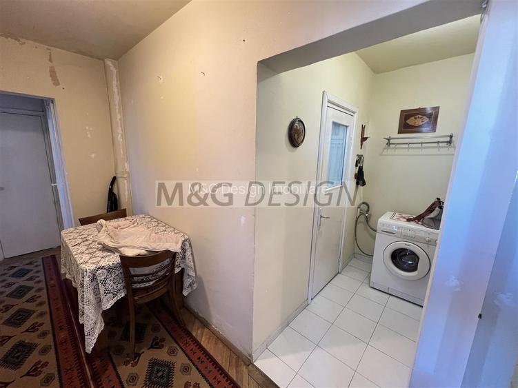 3 camere decomandat la pret de 2 zona Sagului etaj 6 - 5