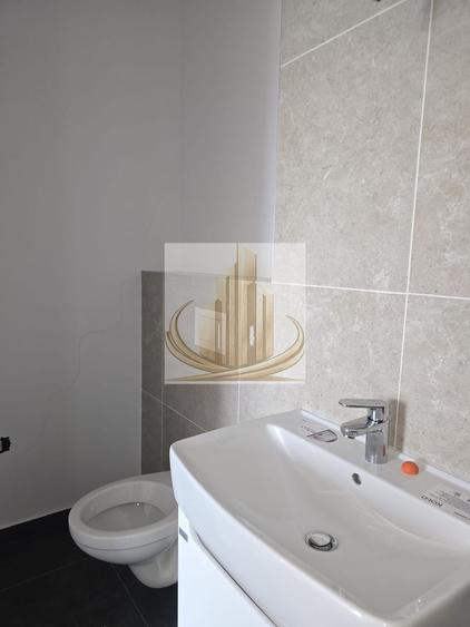 Apartament 2 camere, 55 mp, curte proprie 23 mp și parcare subterană